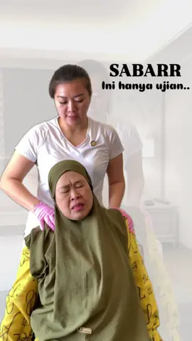 Kesakitan?! Gpp harus sabar untuk lebih baik lagi ☺️ Lihat sampai akhir video yaa 😌 ~ Jadwal Yen2bonesetting ~ Semarang : 2 - 4 Agustus 2024 Solo : 5 - 7 Agustus 2024 Batam : 13 - 14 Agustus 2024 Jakarta : 16 - 24 Agustus 2024 Surabaya : 26 - 30 Agustus 2024  ~ Jadwal Yen2bonesetting~  *September* Yogyakarta 1-5 Jakarta 10-19 Bandung 20-23 Surabaya 24-27 Daftar via WA // Website  0878-2502-1986 // www.masterjoetherapy.com Pastikan Daftar yaa!! 😎 Jangan lupa Follow dan Like   IG & Tiktok  @yen2bonesetting Biar tidak kelewatan Kegiatan dan Jadwalnya yaa 🤝🏻 #yen2bonesetting #kretekkretek #kretekwanita #bonesetting #masterjoetherapy 
