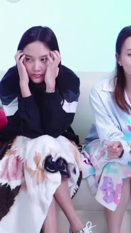 เเกรเเค่ขยับก็หล่อเเล้วอ่าาา🫠🫠 #คนอะไรเท่เป็นบ้า #freensarocha #ฟรีนสโรชา #lgbtq #🏳️‍🌈 #ฟรีนเบค #ฟีดดดシ #เท่ห์ทุกฟิลเตอร์ #🌷 #วาสนาผู้ใด๋น้อ #foryou #freensarochachankimha 