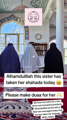 🌼Allahu Akbar, by the will of Allah SWT this sister (middle) has taken her shahada. may Allah keep her upon the straight path and steadfast in her deen. ameen 🫶 please make duaa for her, our new sister in Islam 💕 * We have met her a few times and answered questions and supported her through her journey. alhamdulillah. #revert #revertoislam #muslimrevert #revertmuslim #alhamdulillah #mosque #convert #muslim #islam 