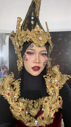 Andai pada deket enak kayaknya kita karnavalan bareng ya.                   #fyp #xybca #karnaval #makeup #lypsync 