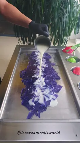 New ice cream #fyp #foryoupage #foryou #satisfying 