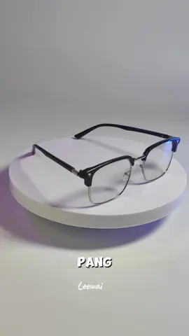 Babad ka rin ba sa cellphone, laptop, o iba pang mga gadget? bagay sa iyo ang photochromic Anti-blue light eyeglasses. #antibluelight #eyeglasses #photochromicglasses #protectyoureyes #stylisheyewear 