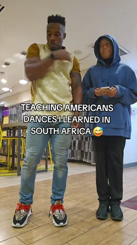 Teaching Americans how to dance to South African music😅 What do we rate @cu@⭐️Currly Fry⭐️ WATCH comedy my comedy movie @Summer With The Guys FREE at the link in my bio, on @Tubi and @AfroLandTV  #SouthAfrica #USA #BrashaadChallenge 