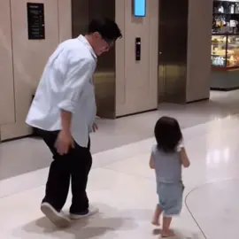 Chú chơi với em Pam đáng yêu thế này 🥹 con tim t tan chảy thật đấy không đùa đâuuu 😭😭💗  cre: ngcuyn491, tai_410 #ninhanhbui #nguyentungduong #ninhduongstory #amiuoi #pamyeuoi 