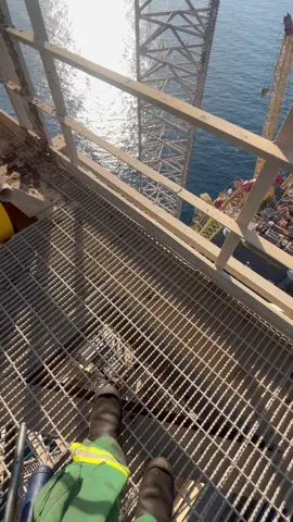 #حفر #رق #غاز  #بحر 