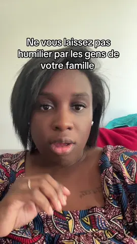 Chez nous le Westaf c’est limite une humiliation de tomber enceinte sans être mariée . Mais est-ce une raison pour humilier les gens comme ça ?  Non.  Lâchez la veste des gens . #westaf #mariage #enceinte 