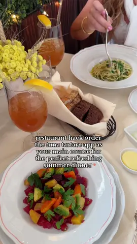 my favorite summer dinner 🫶🏻 #restaurant #newyorkcity #healthy #wellness #nyc 