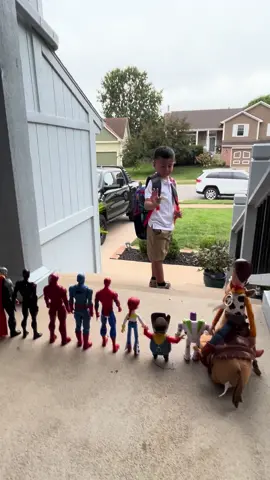 My first born nephew going to kindergarten, saying goodbye to his favorite toys #firstdayofschool#firstdayofkindergarden#toystory#marvelstudios#advengers#nephew @Alma Rocha Galvan @Jose Hernan Resendiz 