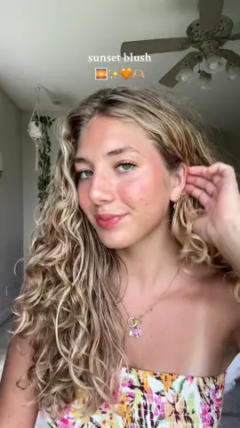 @Rare Beauty blushes never fail 💗 #sunsetblush #rarebeautyblush #blushtutorial #glowymakeup 