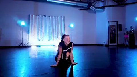 Girlfriend taught a dance class so i took a weekend off of being JoJo Siwa and became her All Star Assistant. ❤️‍🔥 @DAKAYLA WILSON broke my body in half for this but WORTH IT. be back w more videos but had to post this one for nowww:)
