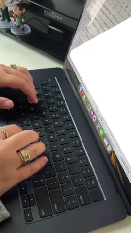 Little typing session on my new Macbook Air M3 15