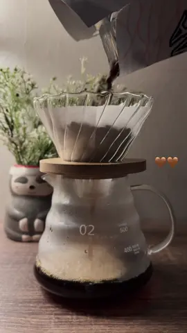 قهوة بطعم المحبة 🤎 #your_coffee #v60  #coffee #هواجيس #اكسبلور #ترند #fyp #explore #trend #foryou #CapCut #مالي_خلق_احط_هاشتاقات #الشعب_الصيني_ماله_حل😂😂 #جدة 