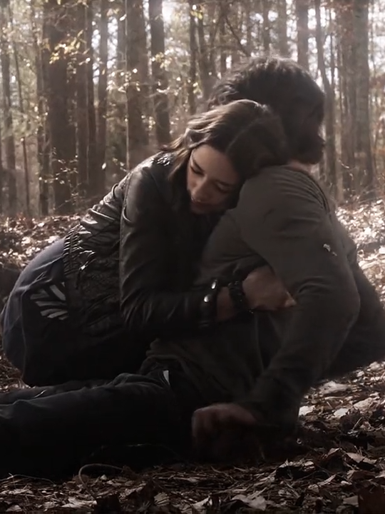 #SCALLISON // is because doesn't hurt... #scallisonedit #scottmccall #scottmccalledit #allisonargent #allisonargentedit #teenwolf #teenwolfedit #viral #arg6ntzx  #fyp #fypage