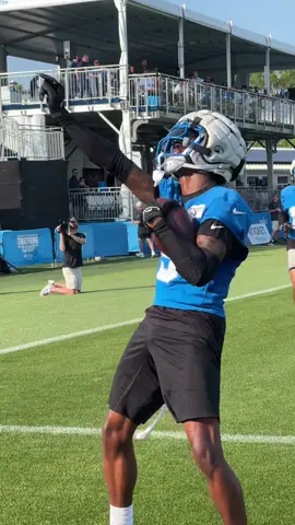 Let 'em know, Waymo 🕺 #DetroitLions #OnePride #Waymo #NFL 