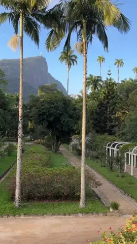 its so beautiful here i dont wanna leave 🤧 #fyp #riodejaneiro #brazil #blackgirltravel 