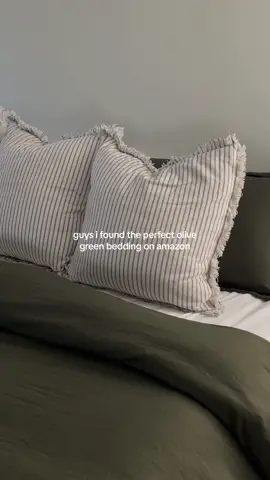 we needed something cheap for now bc of the puppy and it's SOOO soft 10/10 find 🤝🏽 #amazonhome #amazonhomefinds #bedroommakeover #beddingdecor 