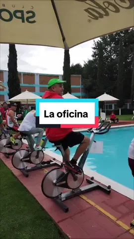 Papá la.estoy rompiendo!! @Club Sportway #tolucametepec #wellness #Fitness #tucaminoaldeporte #clubsportwaymetepec #mioficina 