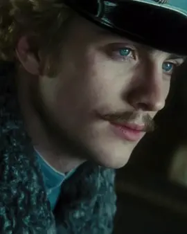Free him from granny please. #aarontaylorjohnson #annakarenina #countvronsky #alexeivronsky #aarontaylorjohnsonedit #foryou #fypツ 