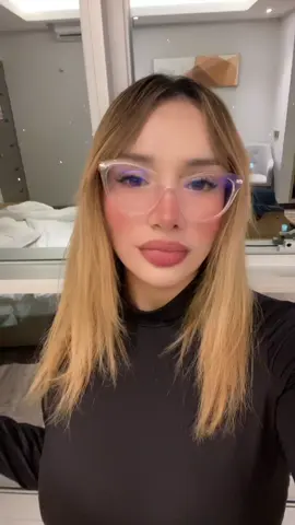 💋 #esmeraldaibarra 