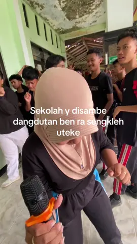 #fyp #katakata #fypシ゚viral #fyppppppppppppppppppppppp #dangdutkoplo #sekolah #nyeni #lewatberanda #fpryoupage #padahariini 