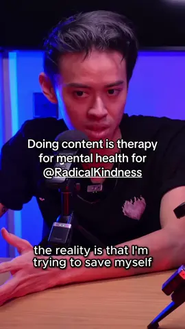 Kevin aka @Radical Kindness talks about his journey in #mentalhealthmatters and being a #survivor and finding solace in fellow advocates such as @projectgreenribbon cheers for coming down to Kevin and hope your new book on the 17th goes well!  #sgpodcast #podcastclips 