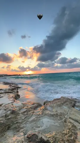 🖤#fyp #اكسبلورexplore #🖤🖤🖤🖤🖤🖤🖤🖤🖤🖤🖤🖤🖤🖤 #تريندات #حزين #فراق #بحر #استوريهات_حزينه 