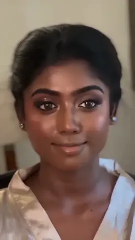 Dark Skin Glow Makeup #makeup #lipstick #unfreezemyacount #viral #trending #trendingvideo #viralvideos #tiktokviral #beautytips #beautytv96 #arabbride #arabbridalmakeup #beauty #magiclipstick #makeuptutorial 