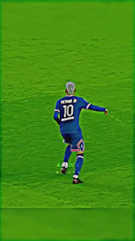 Neymar Jr Skills 🎩💀Next Soo Dalbo Xirfidley 🤟 🥶 #goat___anad7 #somalitiktok #foryoupage #fotball #maxamedqadar #neymar🇧🇷🐐👑 #fyp #skills II.4KI I #fypシ #goat___anad7 