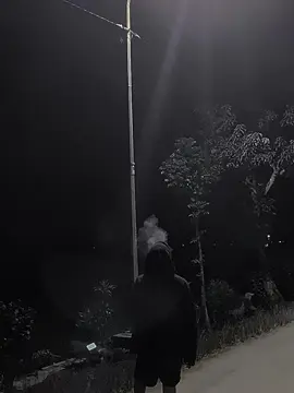 Malam melanjutkan tugasnya 