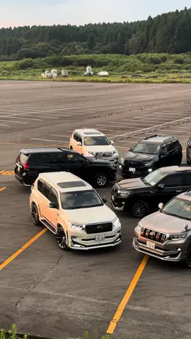 150後期モデリスタ集めてみた。 流石にアンチこんやろ。 #prado #landcruiser #landcruiserprado #toyota #ランドクルーザープラド #プラド150後期 #プラド #ディーゼル #四駆 #黒の美学 #アンチ #フルスモ #セミスモ #黒塗りセダン #トヨタ #ローダウン #アンチはお断り #WALD #モデリスタ #モデリスタエアロ #熊本 