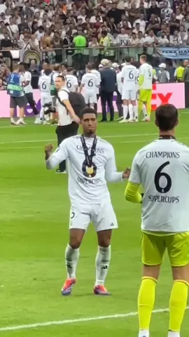 Bellingham 🕺 #bellingham #fyp #judebellingham #heyjude #jude #bellinghamedit #footballtiktok #foryou 