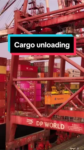 Explore the bustling port like never before with stunning drone footage of our remarkable “Posorja Express” during cargo unloading. 🚢🧡 #hapaglloyd #peru #port #container #shipping