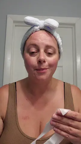 Click the shopping cart. Don't be so hard on me it's my 1st shop video 💜 #TikTokShop #skincare 