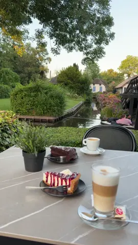 تـرا حلاة العمـر مع من تـحبه🤍 #جيثرون #هولندا #امستردام #fyp #capcut #اكسبلور 