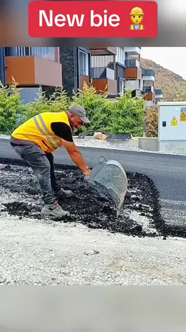 New bie👷#construction#worker#adamrose#usa#funnyvideos#constructionsite#smart#fyp 
