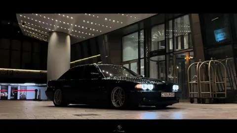 LEGEND BUMMER maşinin ozü kimi videoda yedinka🐊🎥🎬 @Roma #bummer #7series #bmw #bmw7 #m #kewfet #cornybummer #bmwe38 #kewf 