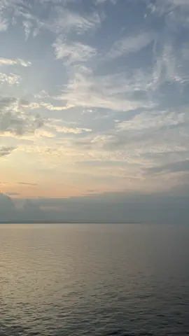 Unli therapeutic view sa barko🫶🏼🥹  #fypシ #fypシ゚viral #fyp #sunset #sunsetlover #sunsetvibes #sunsets #seaman #seamantiktok #seaferer 