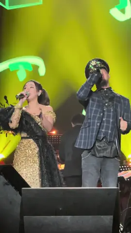 Sedang ingin bercinta 💃 @Happy Asmara feat Ahmad Dhani  Konser 62th TVRI, Saksikan Tanggal 24 Agustus 2024 di @tvrinasional jam 20:00 wib #happyasmara #ahmaddhani #sedanginginbercinta #dewa19 #gilpy #gilpylovers #pashati #pashatiindonesia #konser #konsermusik #tvri 