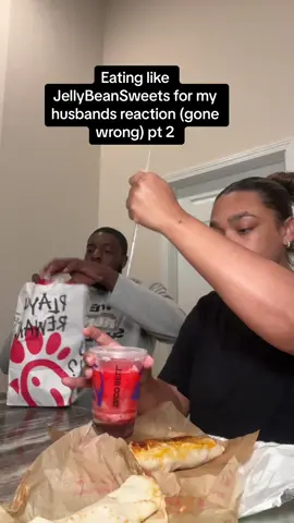 Never doing this again 😅😂 @callmeCollins.h.d.c #husbandwife #marriedcouple #couplescomedy #marriedlife #marriagehumor #funnyvideos #eating #suspicious #couplestrend 