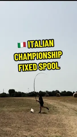 Campionati italiani 🇮🇹 di lancio tecnico 2024, competizione dove è consentito solo l’utilizzo del mulinello fisso, il record attuale é di oltre 240 MT. #longcasting #pendulumcasting #pendulumcast #campionatoitaliano #competizione #surfcasting #surfcastingitalia #fishing #fipsas #viral #pescadallaspiaggia #longcastingargentina 