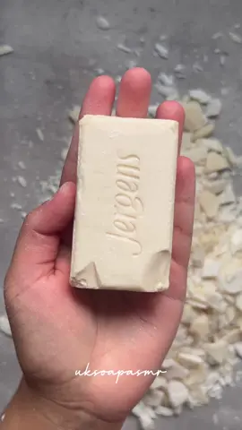 Dry and crumbly old soap ✨ Please share & follow my new UKSOAPSTORE, on Etsy and @uksoapstore, to get your hands on some crunchy roses or a variety of different cubed Soaps! Worldwide cheap delivery available! Link in BIO • • #️</h>⃣Tags: <h id=