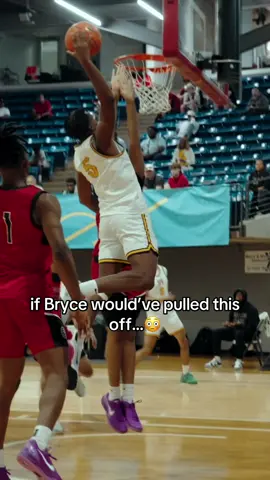 Bryce almost had a BODY…😳 #fyp #aau #brycejames 