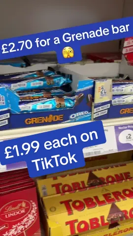 Oreo Grenade Bars 12 for £1.99 a bar save money bs the supermarkets  #protienbar #grenade #oreo #GymTok #musclebuilding #diet #tasty #tiktokmademebuyit 