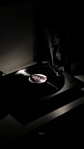 #انغام #اسطوانات hi🤍 @Records Gallery متجر  كود خصم 90ss