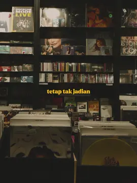 tidakkah cukup yang engkau lihat? 🎶 Friendzone - Budi Doremi #fyp #foryou #foryoupage #lirik #liriklagu #music #story #armkmai #templatecapcut #CapCut 