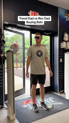 Johnny’s Dad knows exactly what he wants and he doesn’t want your opinion #baseballbat #dbat #shopping #shop #travelbaseball #recleague #MLB #littleleague 
