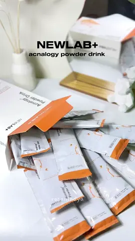 jerawat hormon lagi reog cocok banget minum acnalogy powder drink dari @Newlab 🥹✨ rasa jeruk pas ditambahin es batu jadi seger banget🍊 #newlab #newlabacnalogydrink #powderdrink #skincareroutine 