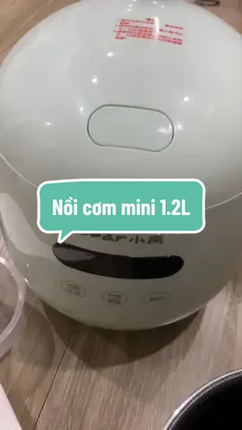 Nồi cơm điện quốc dân cho các cặp đôi vợ chồng mới cưới và những người độc thân vui tính không thể bỏ qua của nhà Bear nha các Bác ưi 🥰🥰 👉👉 Nồi cơm điện Bear 1.2L DFB-B12F1 – Nồi cơm điện mini đa năng ♨♨ ✔️ Kiểu dáng thiết kế nhỏ gọn, bo tròn ✔️ Hỗ trợ công nghệ nấu 3D hiện đại tỏa nhiệt từ 3 hướng ✔️ Nấu cơm chín ngon, giàu dưỡng chất với công nghệ điều khiển nhiệt 6 giai đoạn ✔️ Nhiều chế độ nấu ✔️ Có tính năng tự ngắt khi quá nhiệt và khi hâm nóng ✔️ Dễ dàng sử dụng với thao tác nút bấm ✔️ Lòng nồi dày làm từ chất liệu hợp kim nhôm phủ chống dính Teflon #bear #dogiadungbear #noilaudanang #noihapdanang #noilaunuong #noinaucham #noichienkhongdau #mayphatra #cocxaysinhto #mayxaysinhtobear #maylamsuahatbear #hutbuigiuongnem #mayhutbui #maykepbanhmybear #noinaucham #noinauchaocham #hopcomdienbear #noicomdien #noicomdienbear