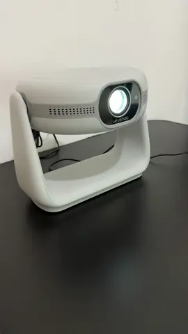 Projetor diferente de tudo o que você já viu! #vevshao #vevshaoa10 #projetor #projector #viral #eogrelo #sófé #sofe #homecinema #cinemaemcasa