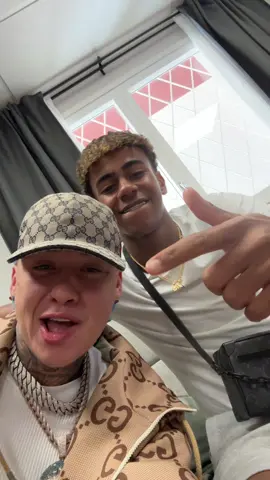 Mirad quien está por aquí 👀 @Blessd 